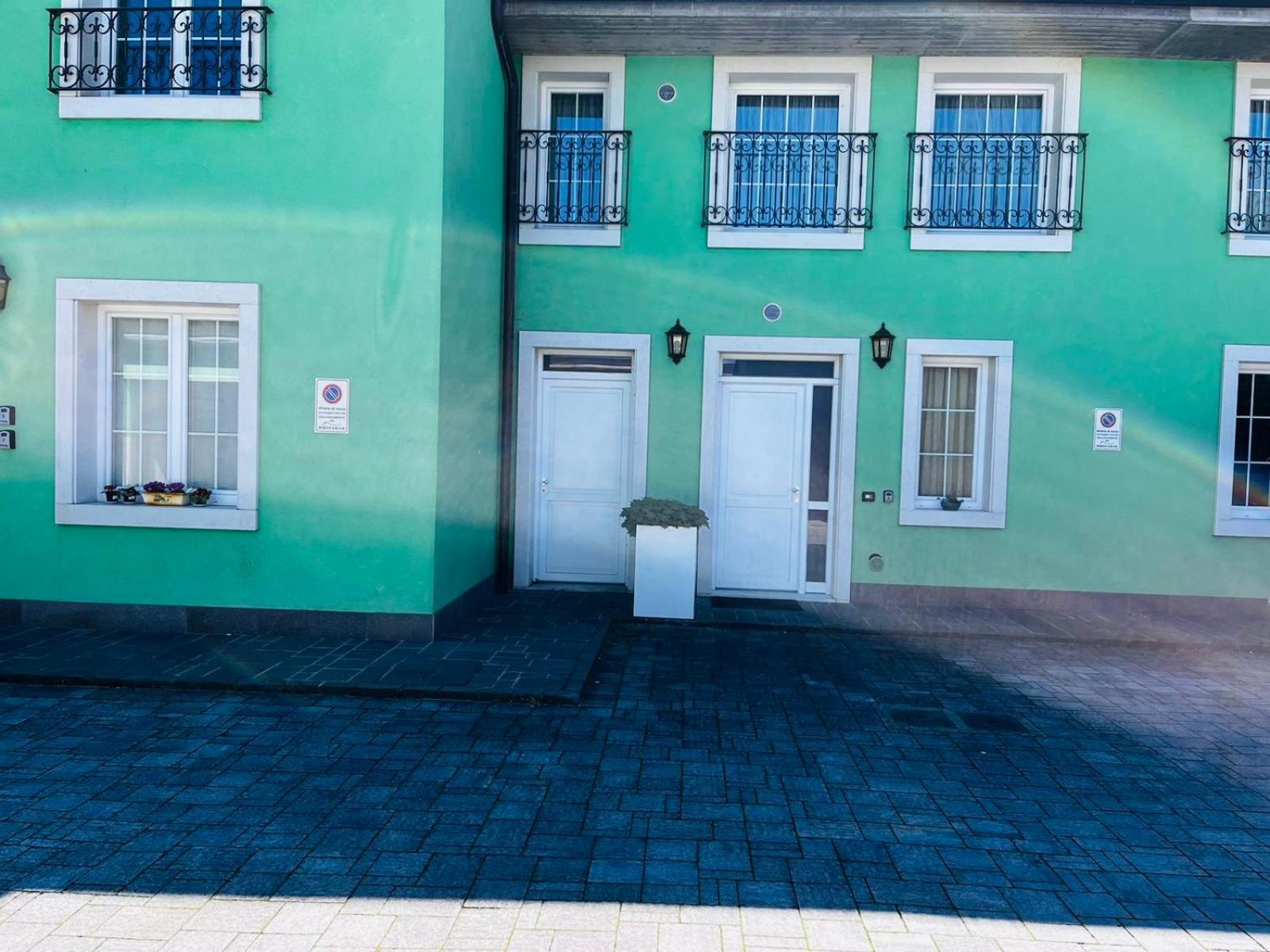Residenza Villa Corno Alto ภายนอก รูปภาพ