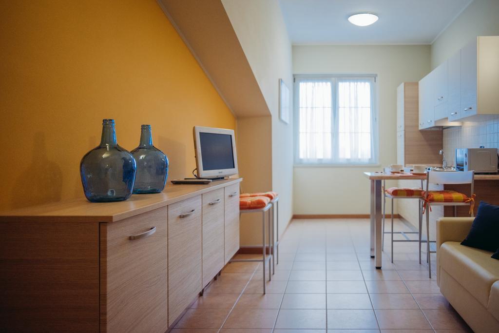 Residenza Villa Corno Alto ภายนอก รูปภาพ