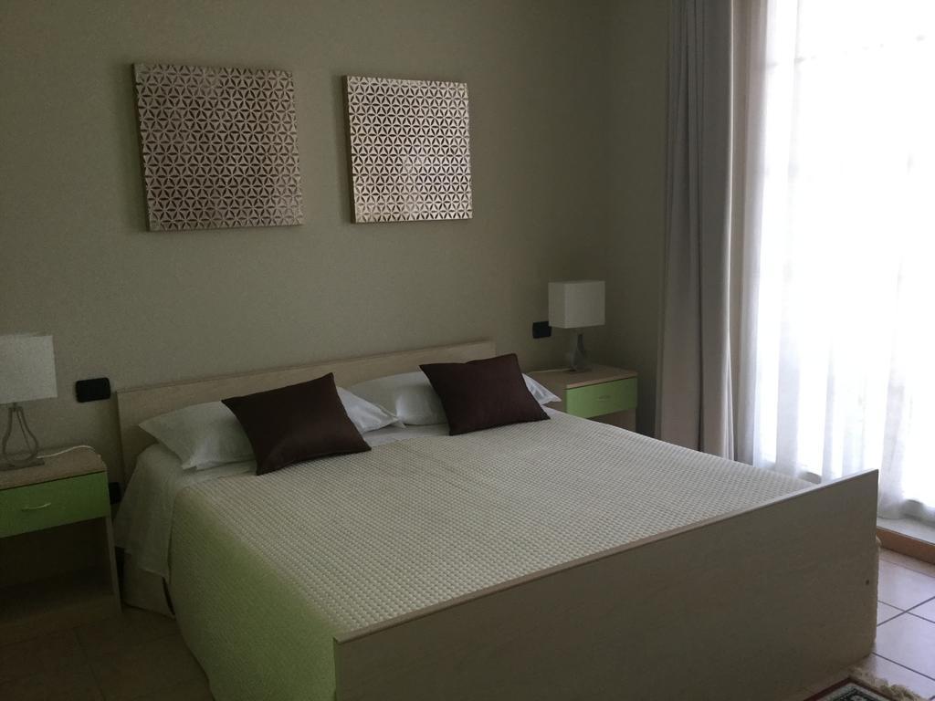 Residenza Villa Corno Alto ภายนอก รูปภาพ