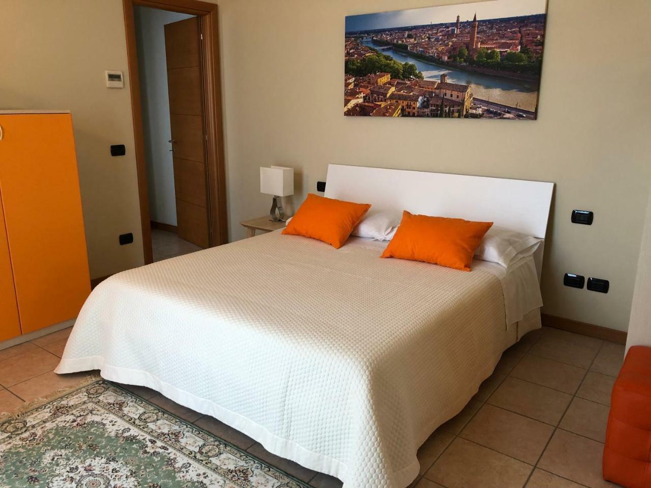 Residenza Villa Corno Alto ภายนอก รูปภาพ