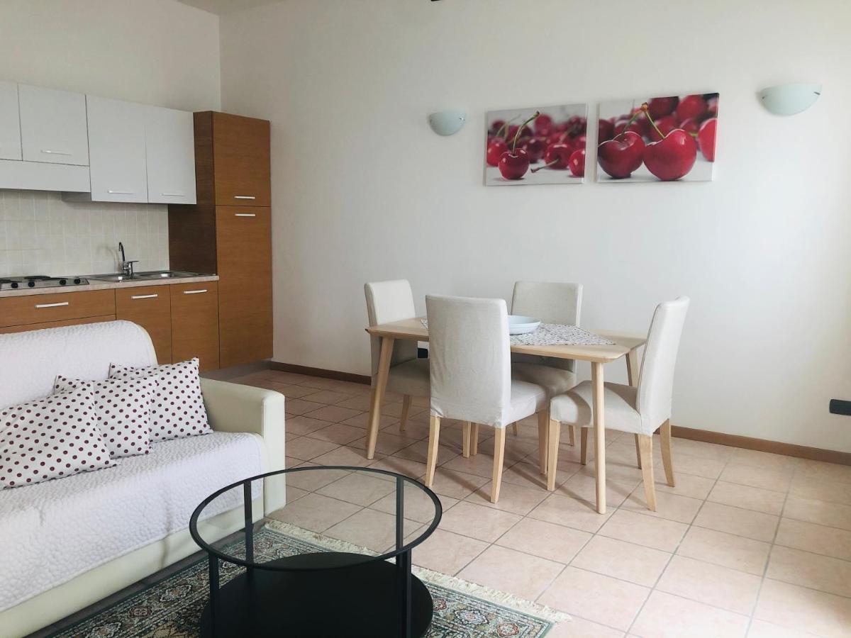 Residenza Villa Corno Alto ภายนอก รูปภาพ