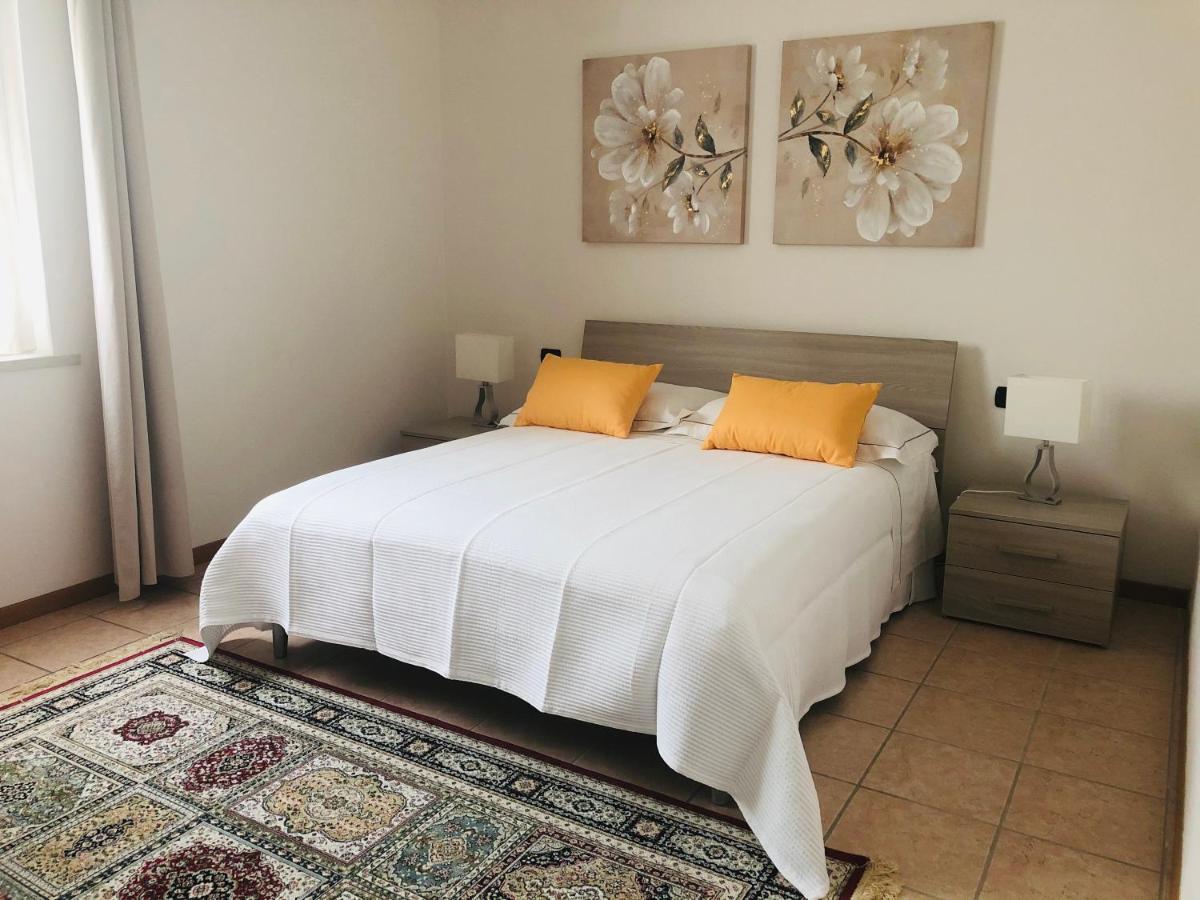Residenza Villa Corno Alto ภายนอก รูปภาพ